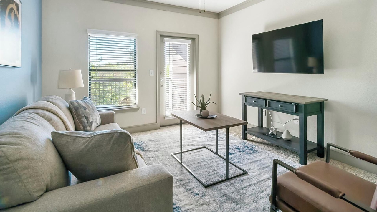 Photo of Livingroom in George Bush Park/Eldridge