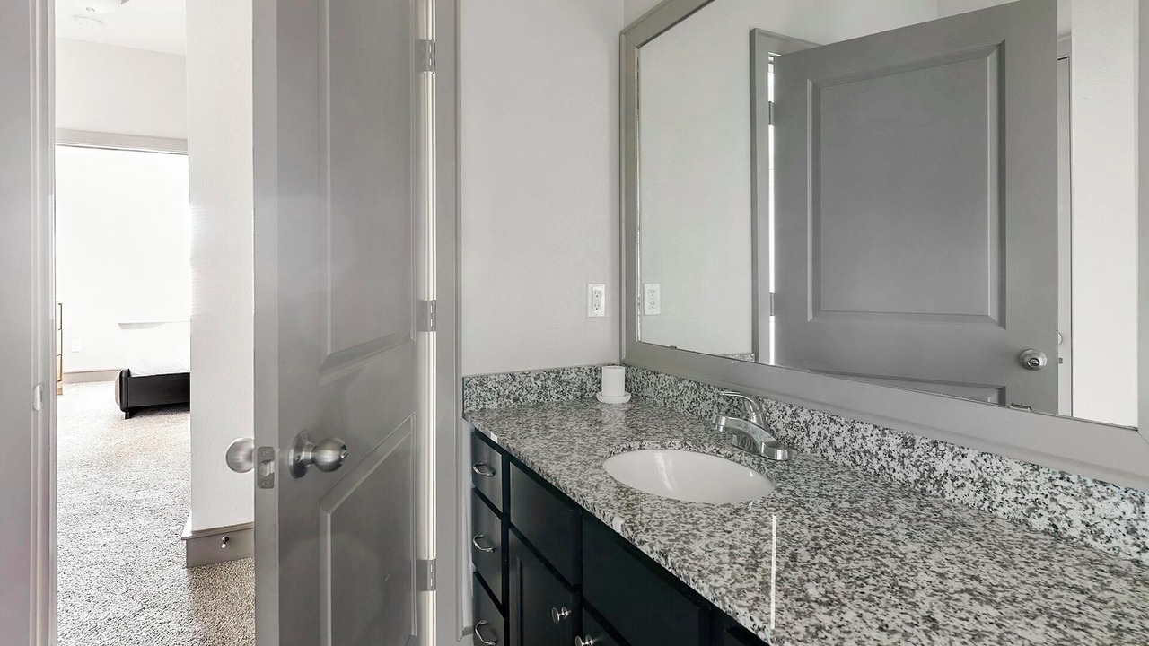 Photo of Bathroom in George Bush Park/Eldridge