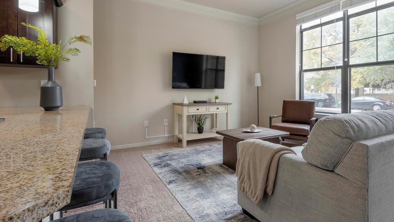 Photo of Livingroom in Central West End