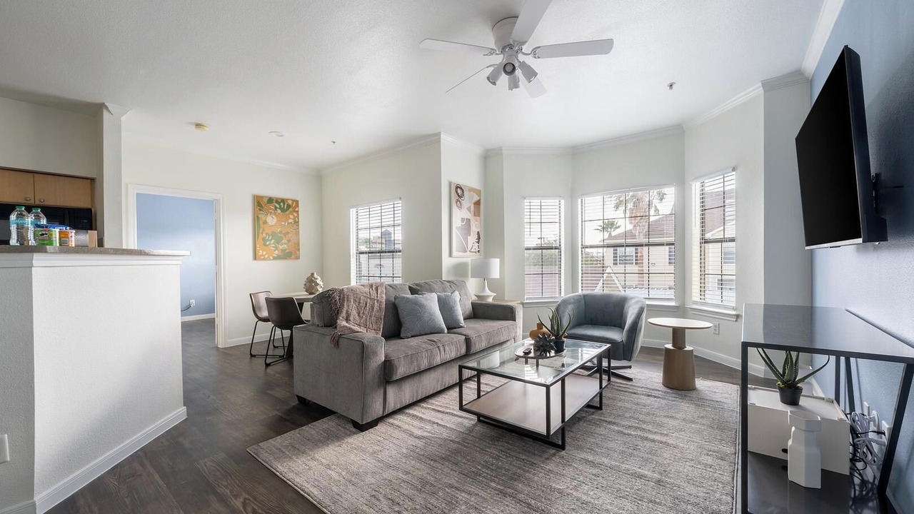 Photo of Livingroom in South Side