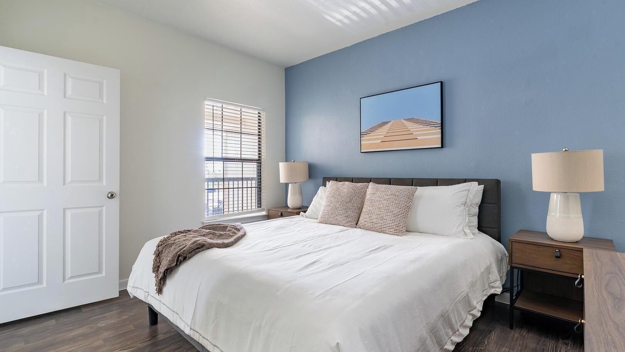 Photo of Bedroom in South Side