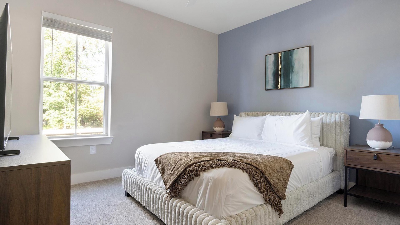 Photo of Bedroom in Oakwood