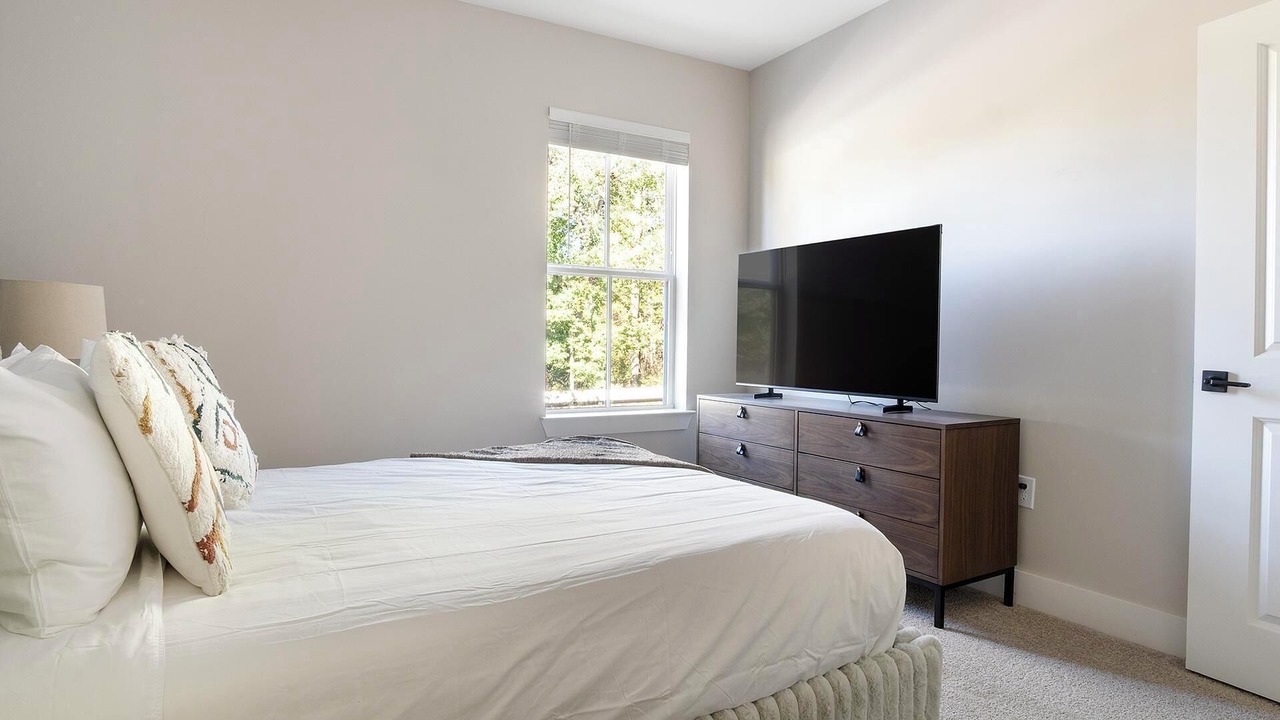 Photo of Bedroom in Oakwood