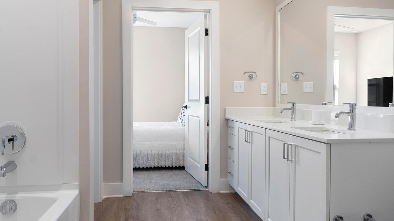 Photo of Bathroom in Oakwood