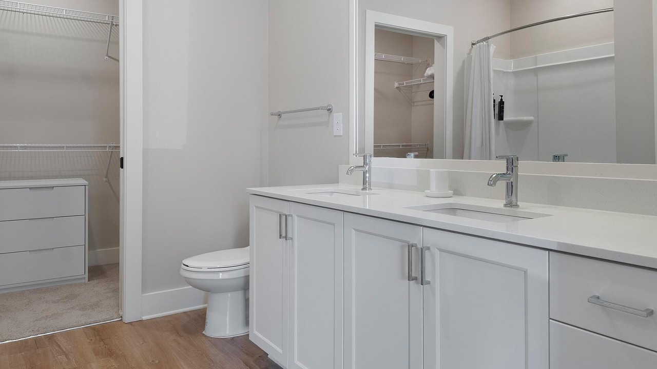 Photo of Bathroom in Oakwood