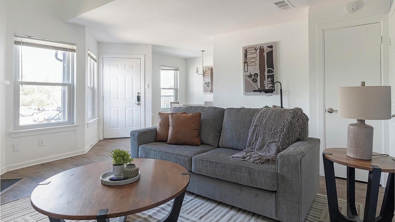 Photo of Livingroom in DeSoto