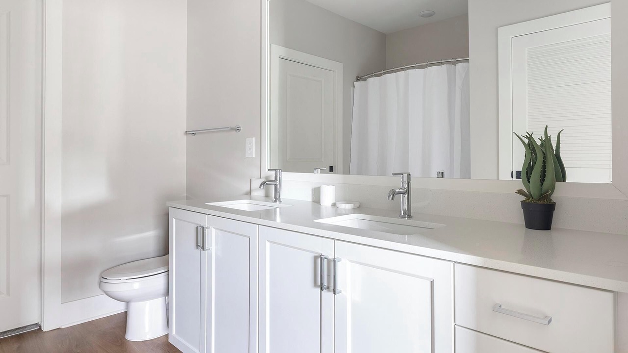 Photo of Bathroom in Oakwood