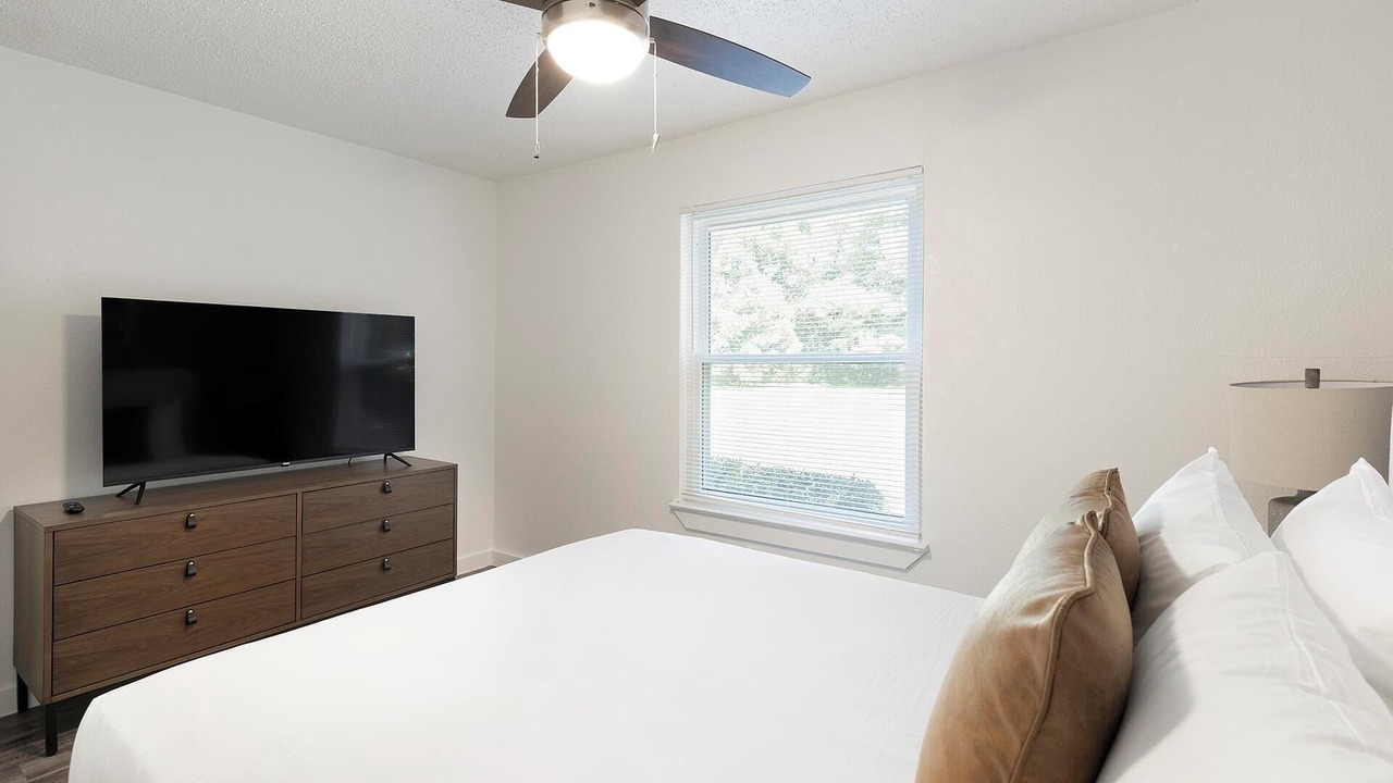 Photo of Bedroom in DeSoto