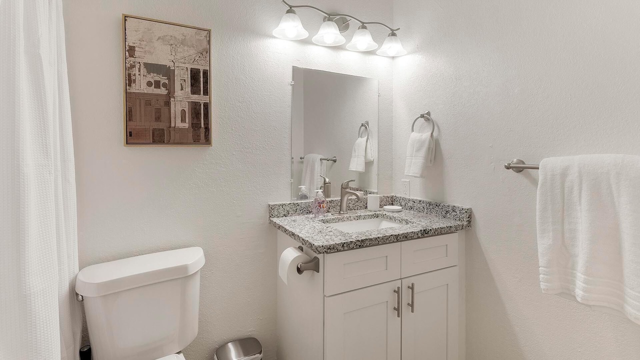Photo of Bathroom in DeSoto