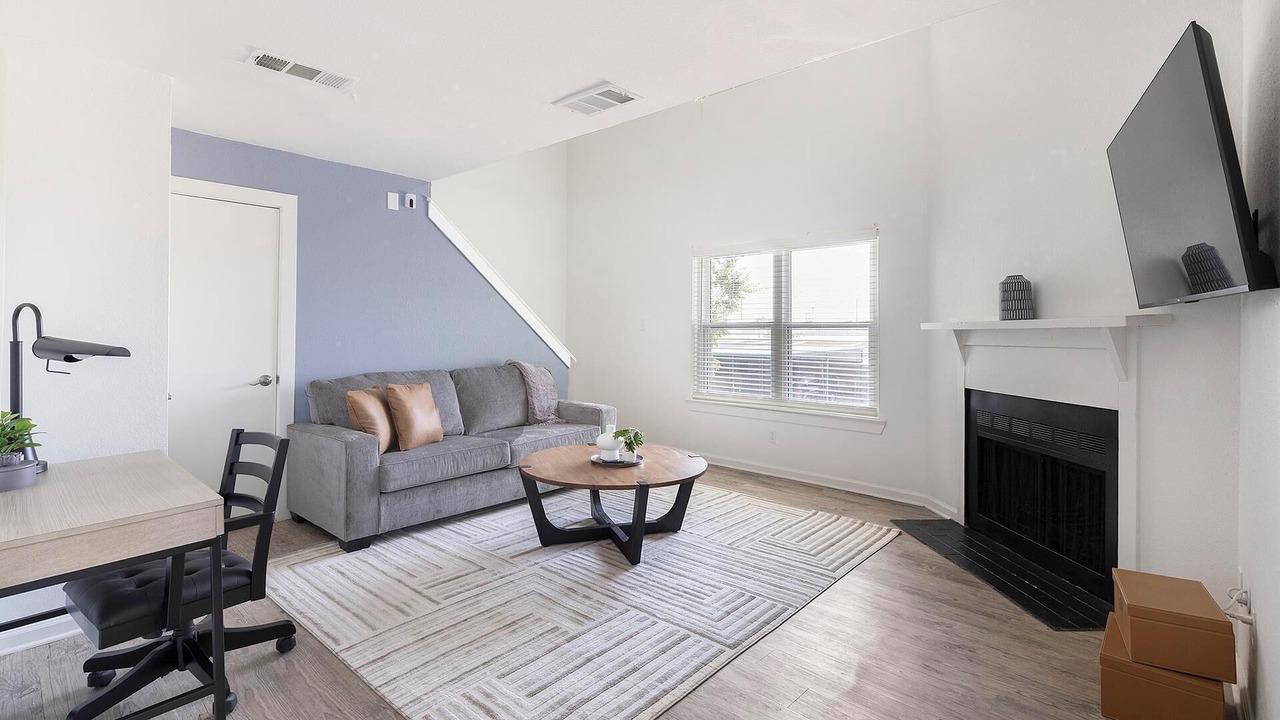 Photo of Livingroom in DeSoto