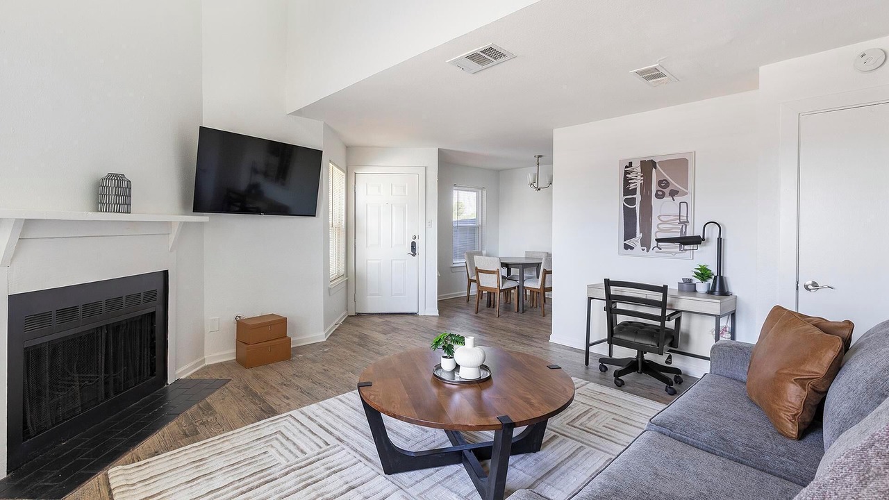 Photo of Livingroom in DeSoto