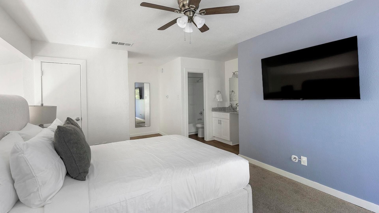 Photo of Bedroom in DeSoto