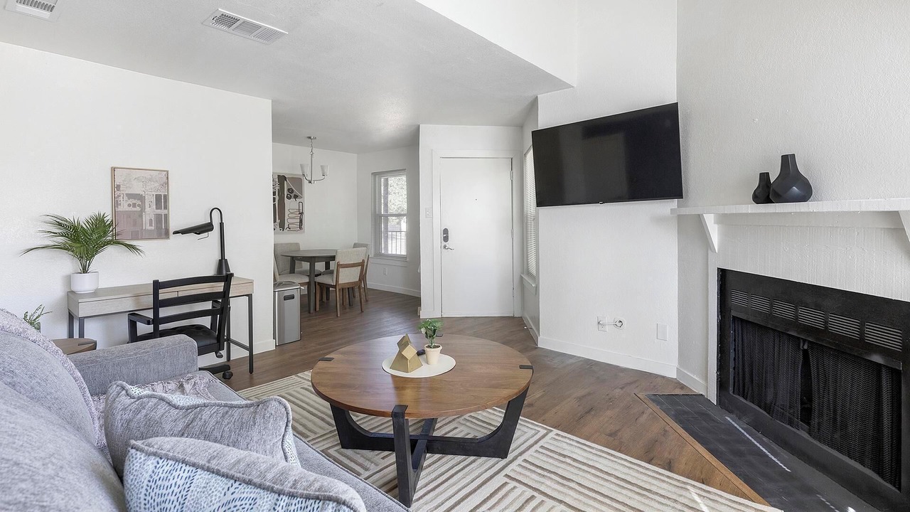 Photo of Livingroom in DeSoto