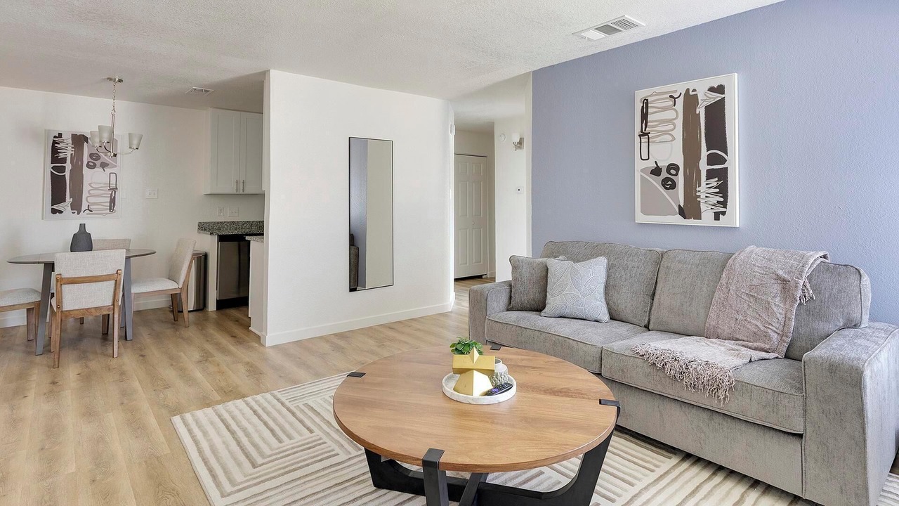 Photo of Livingroom in DeSoto