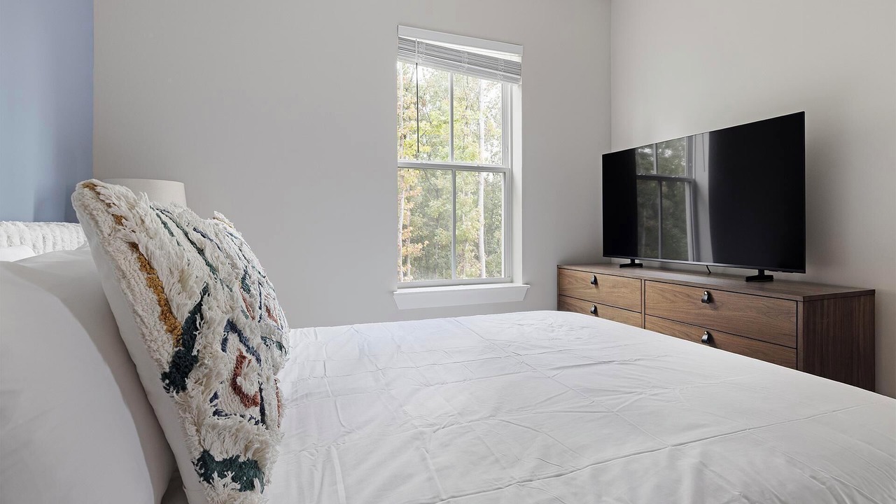 Photo of Bedroom in Oakwood