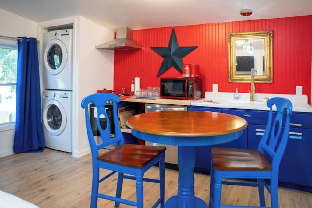 Photo of Kitchen in Metropolis