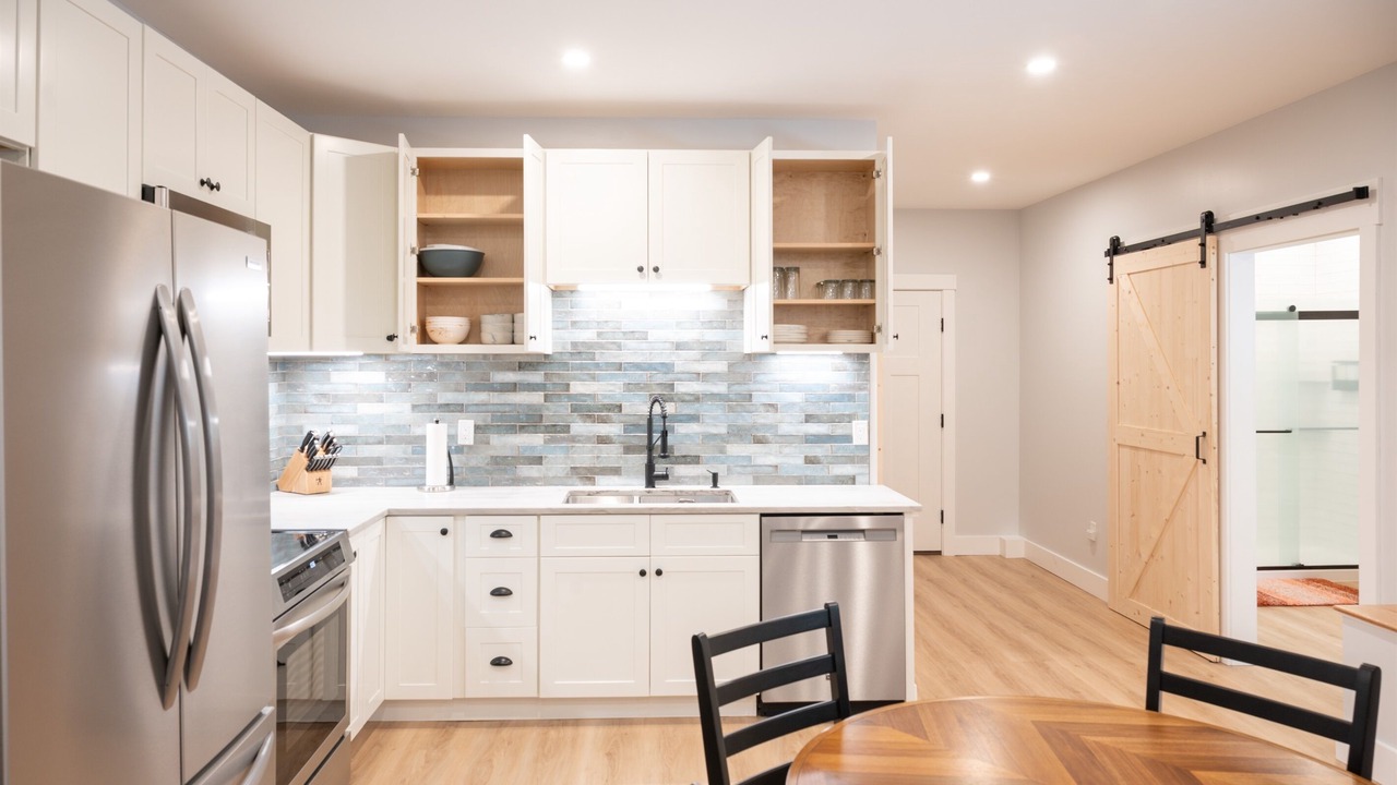 Photo of Others in Bow