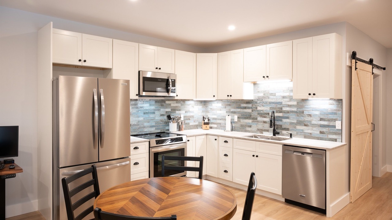 Photo of Others in Bow