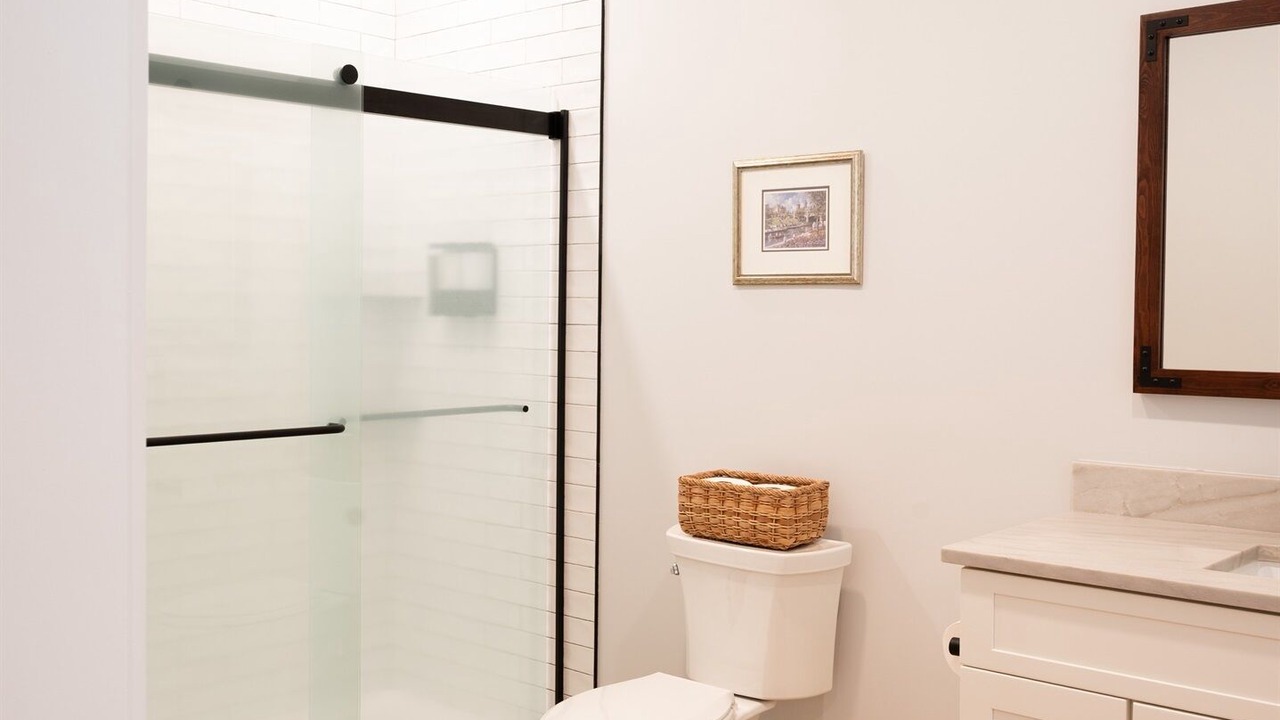 Photo of Others in Bow