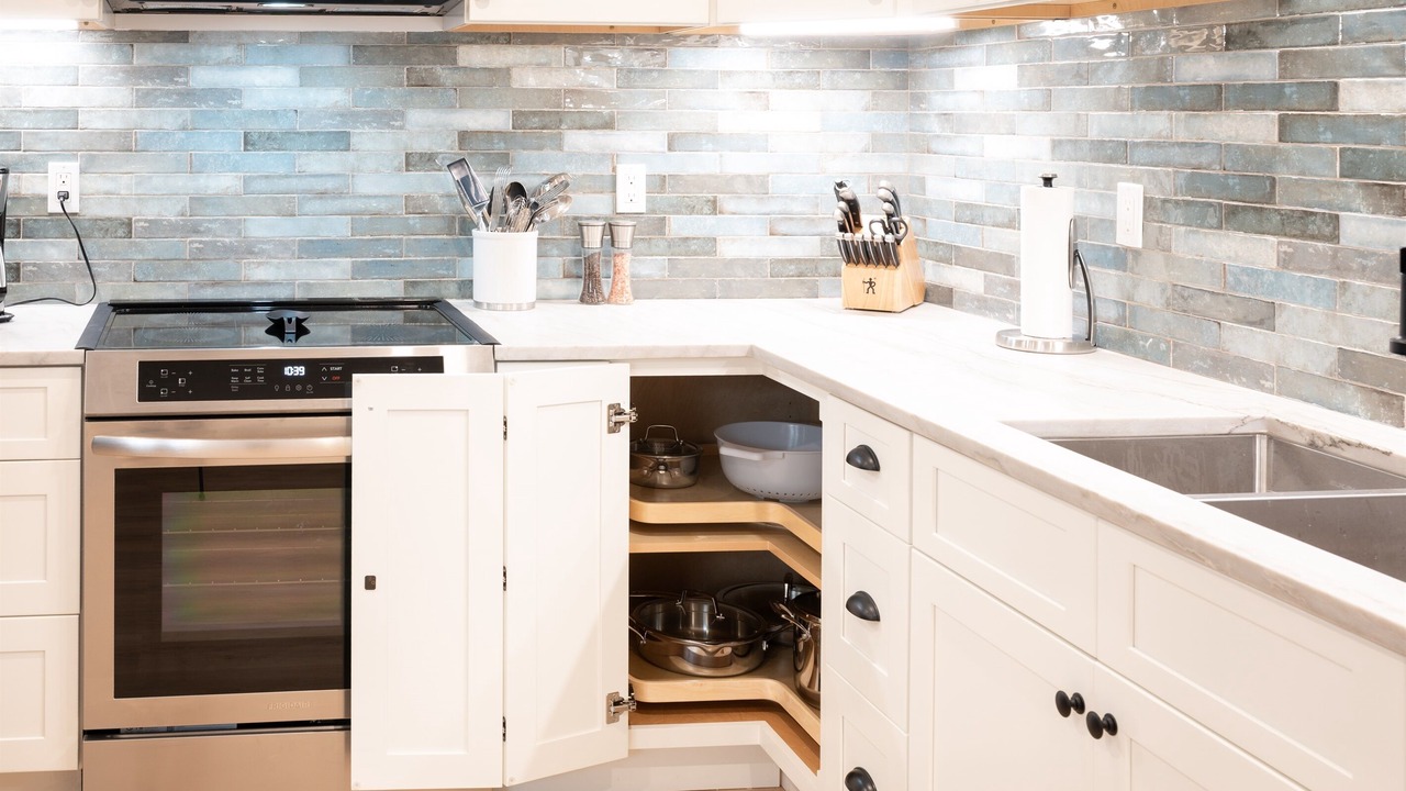 Photo of Others in Bow