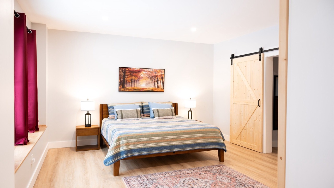 Photo of Others in Bow