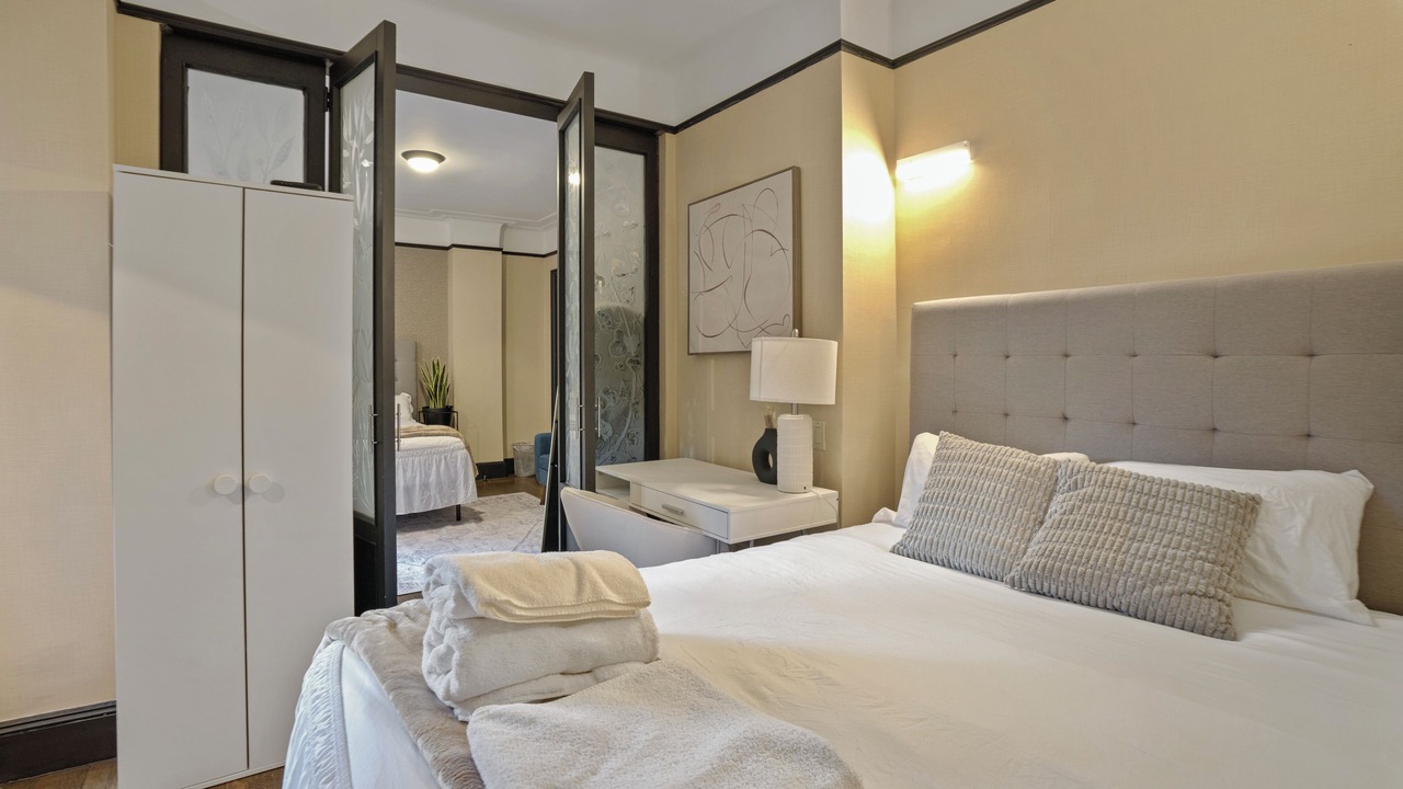 Photo of Bedroom in Midtown East