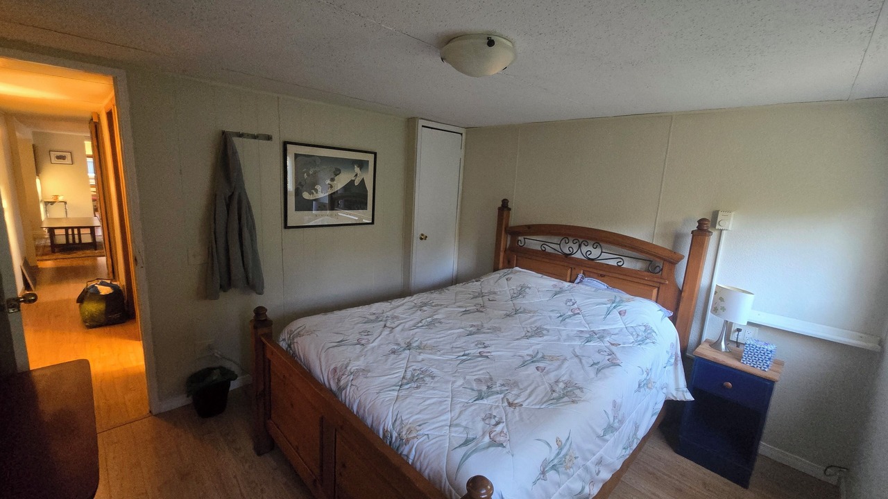 Photo of Bedroom in Wolfe Island