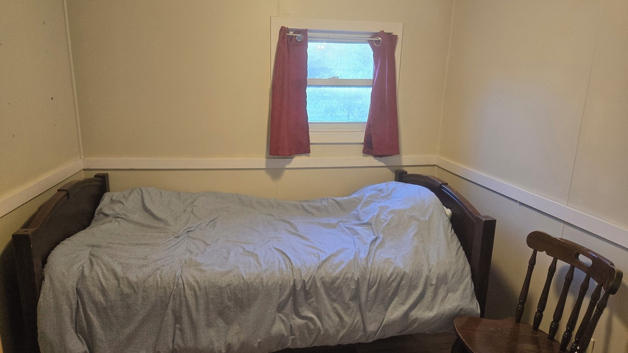 Photo of Bedroom in Wolfe Island