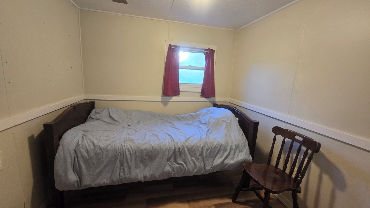Photo of Bedroom in Wolfe Island