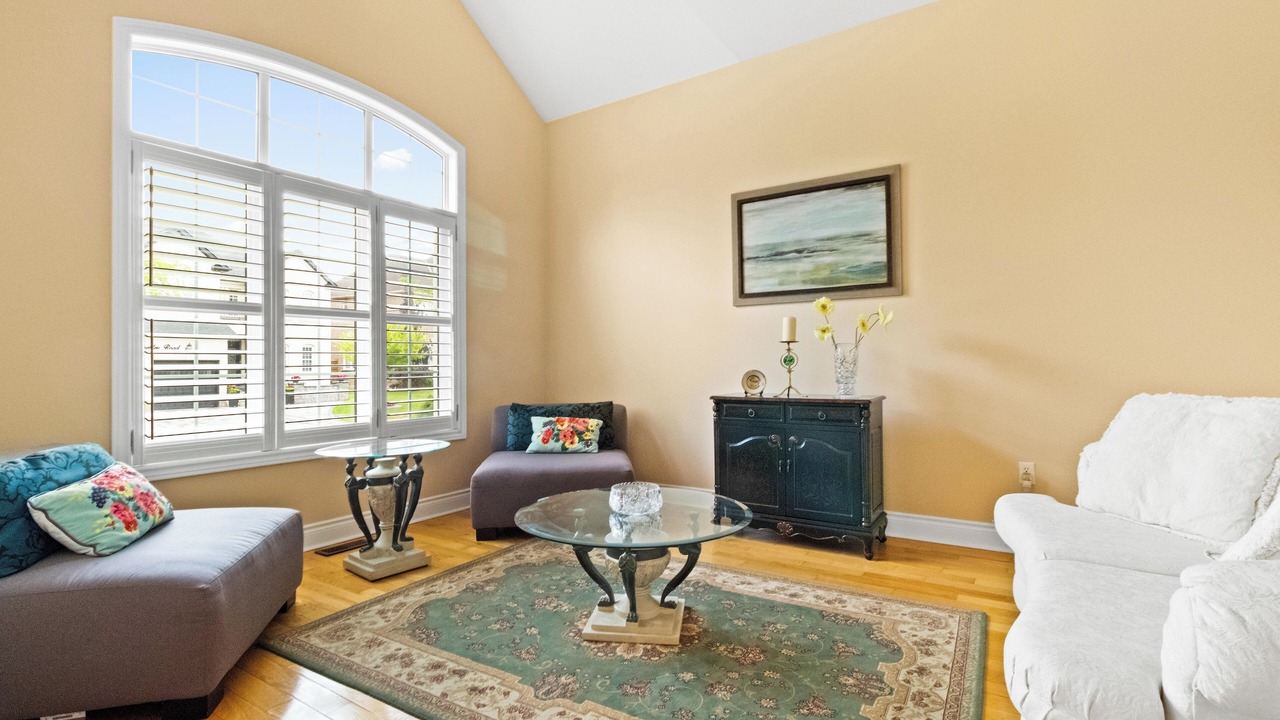 Photo of Livingroom in Brampton
