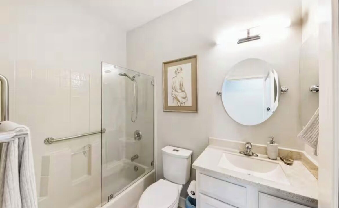 Photo of Bathroom in Desert Palms