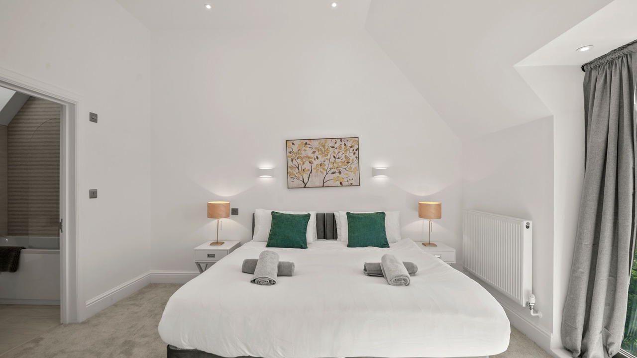 Photo of Bedroom in Coulsdon West