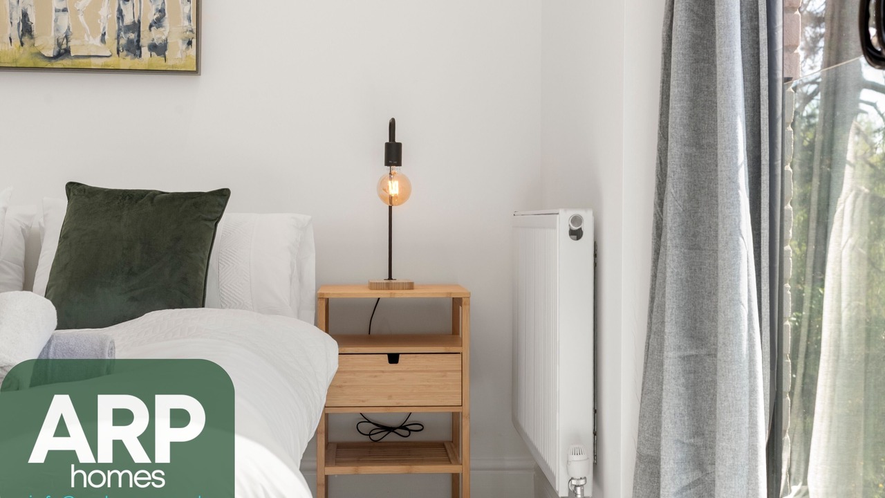 Photo of Bedroom in Coulsdon West