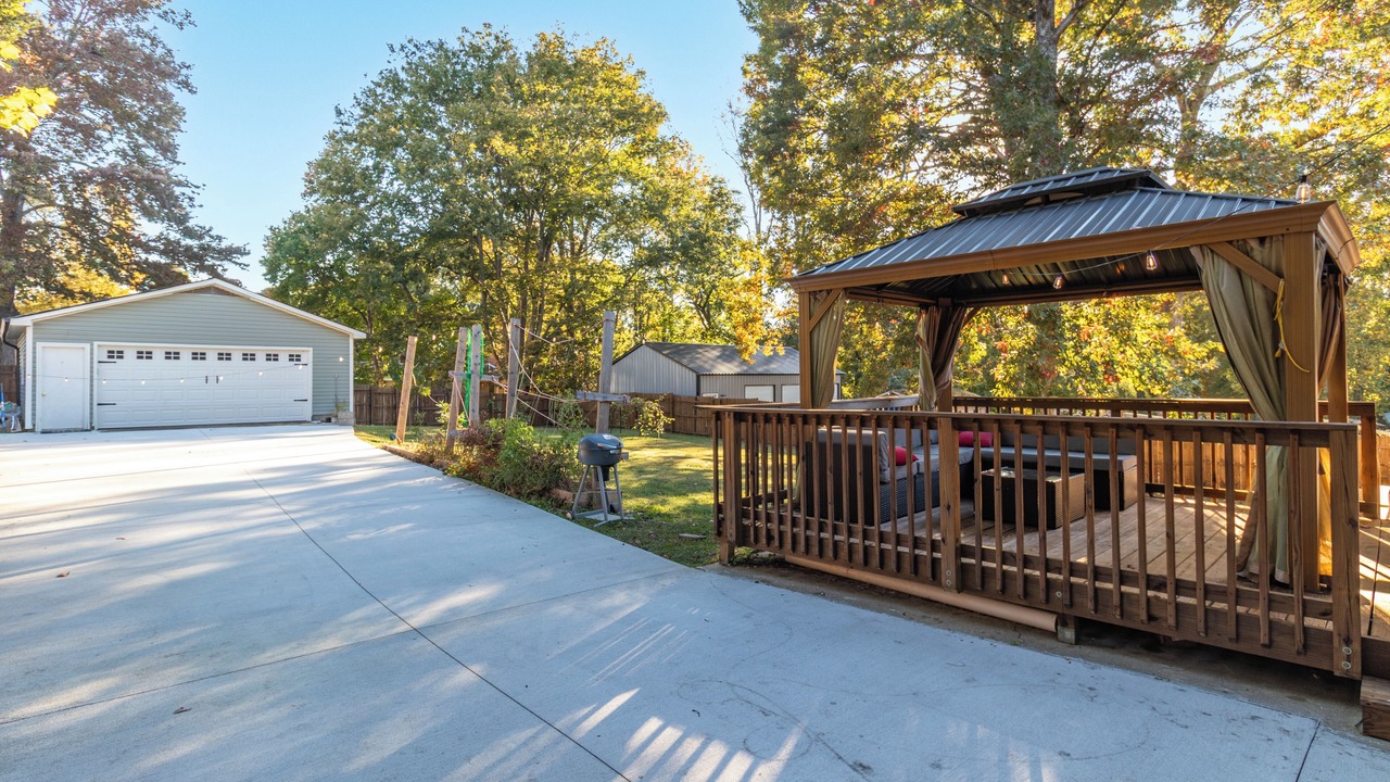 Photo of Patio Balcony in Jamestown
