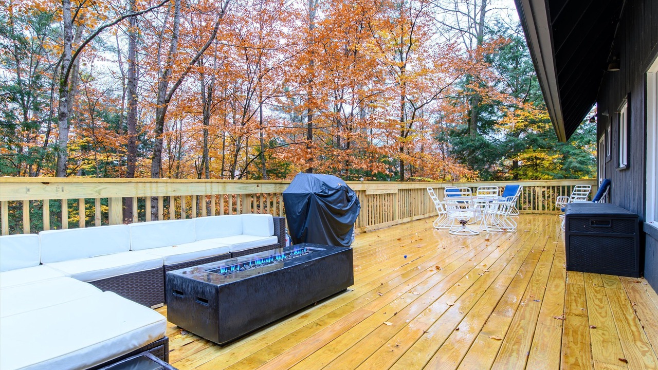 Photo of Patio Balcony in West Hartford