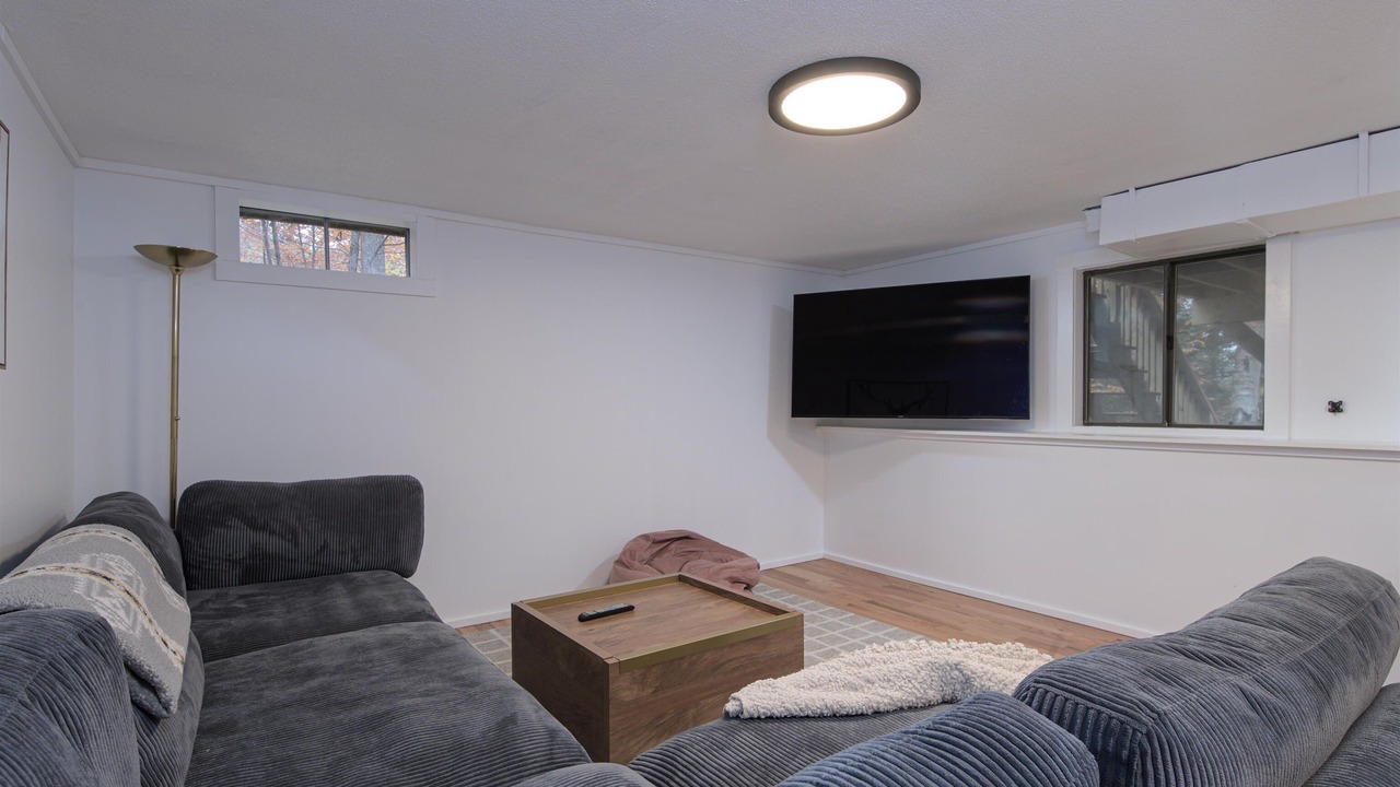 Photo of Livingroom in West Hartford