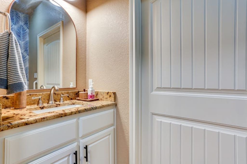 Photo of Bathroom in Gober
