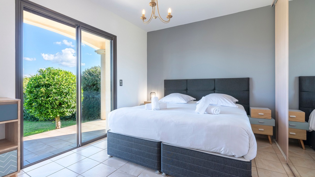 Photo of Bedroom in Verghia