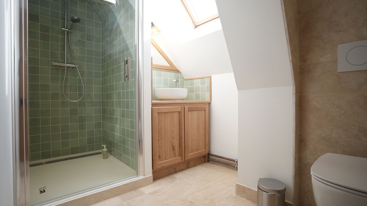 Photo of Bathroom in Hondouville