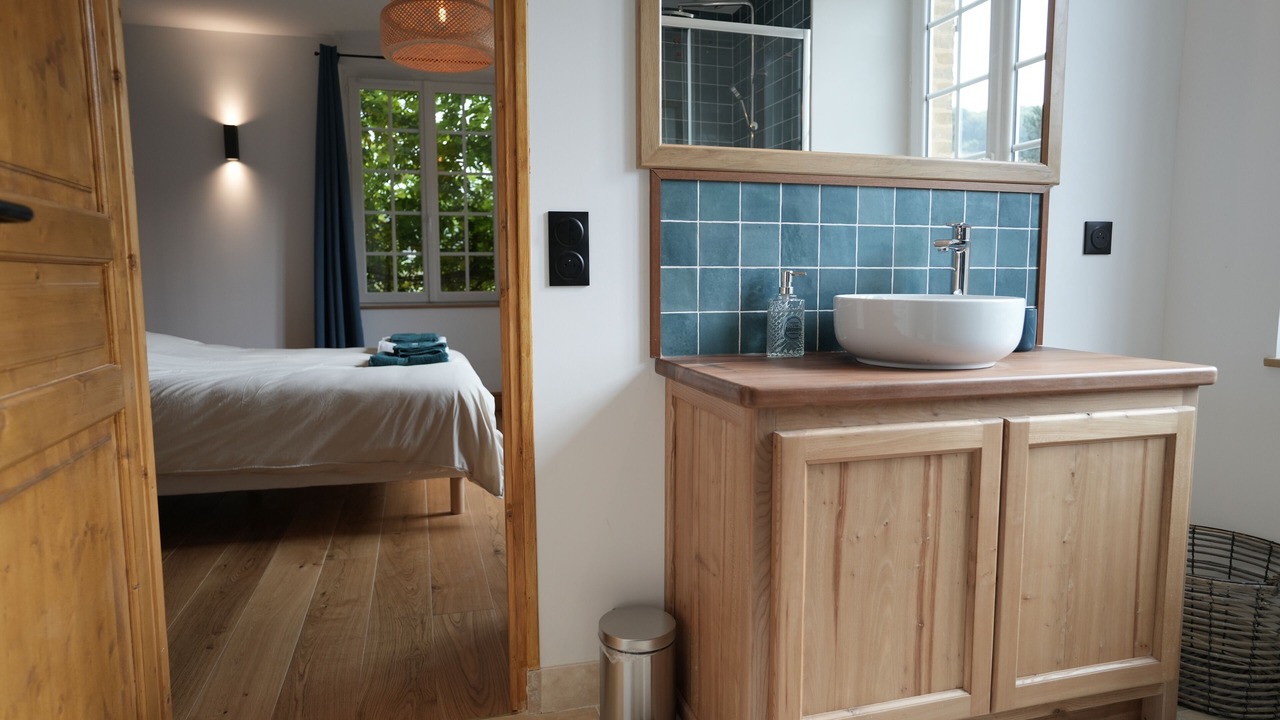 Photo of Bathroom in Hondouville