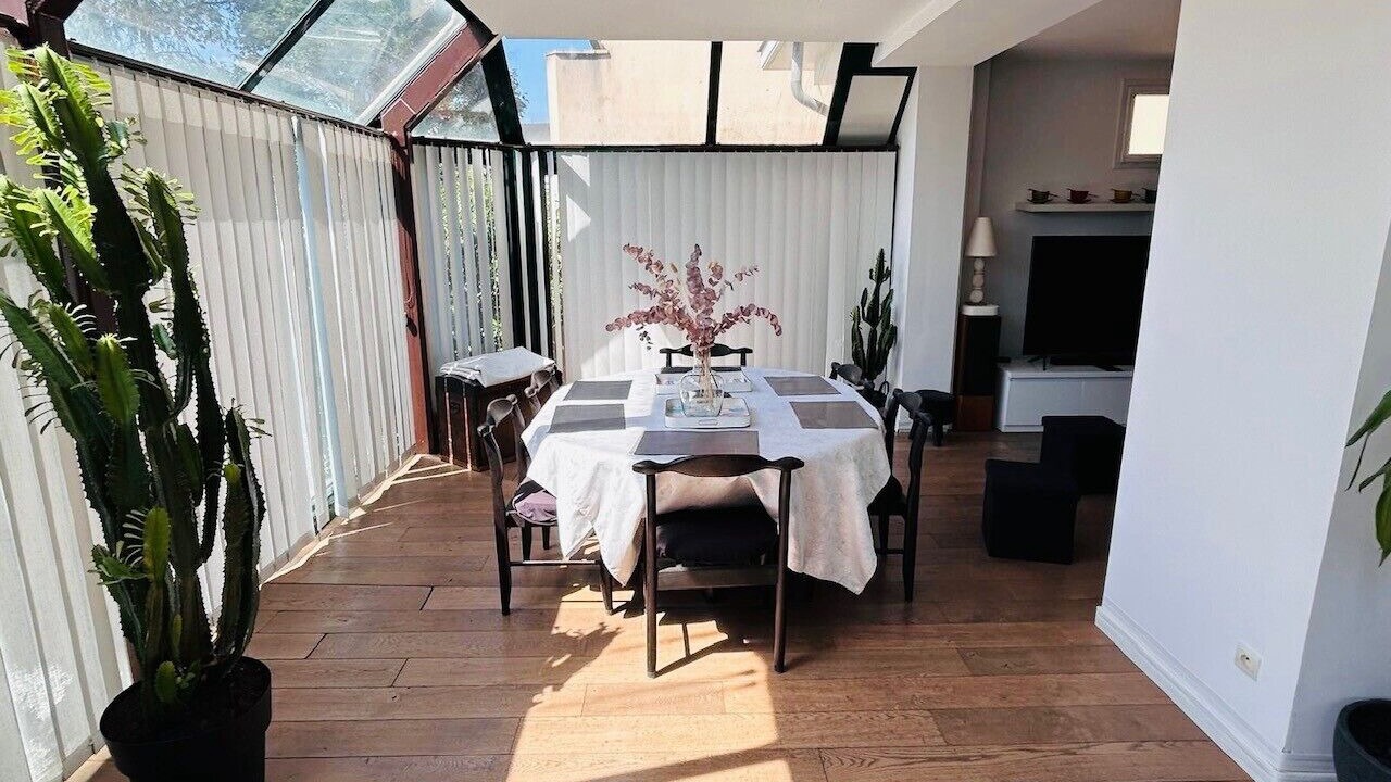 Photo of Others in Antony