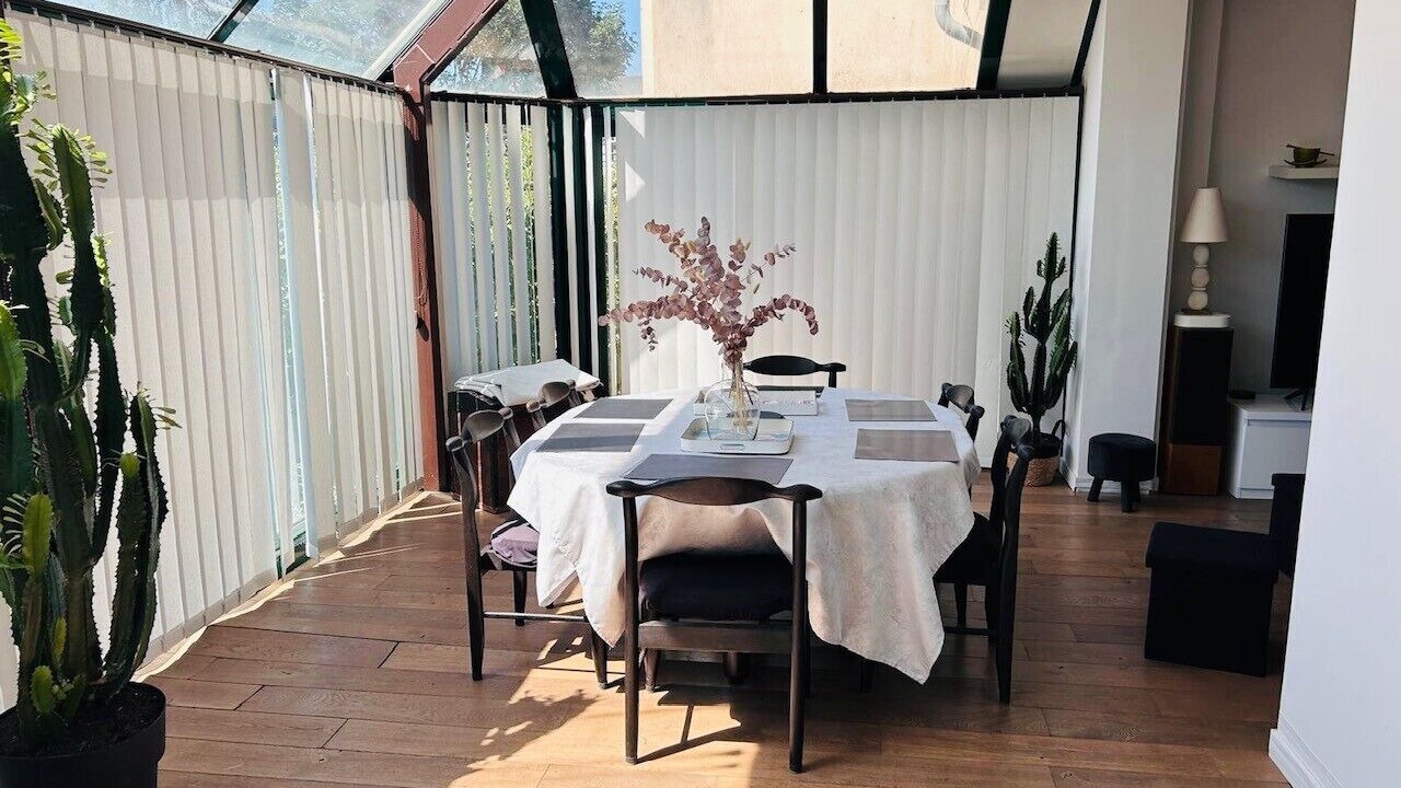 Photo of Others in Antony