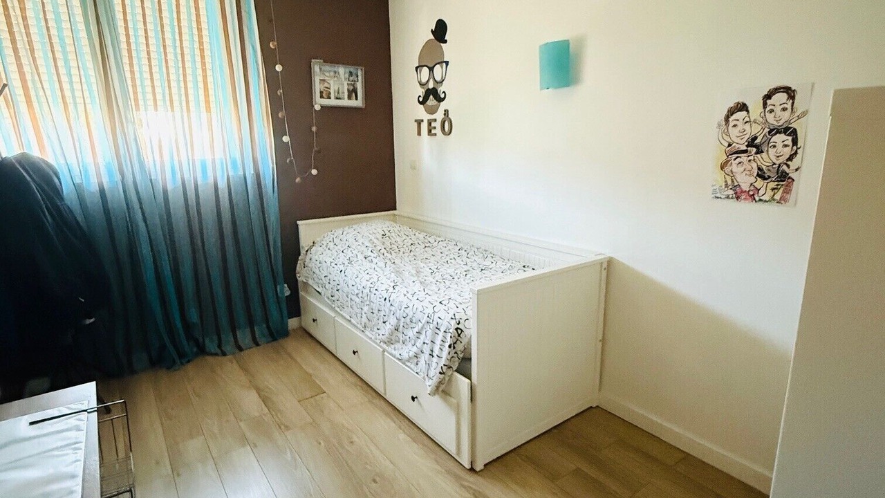Photo of Bedroom in Antony