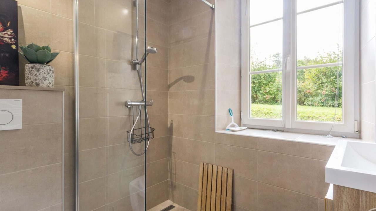 Photo of Bathroom in Sebeville