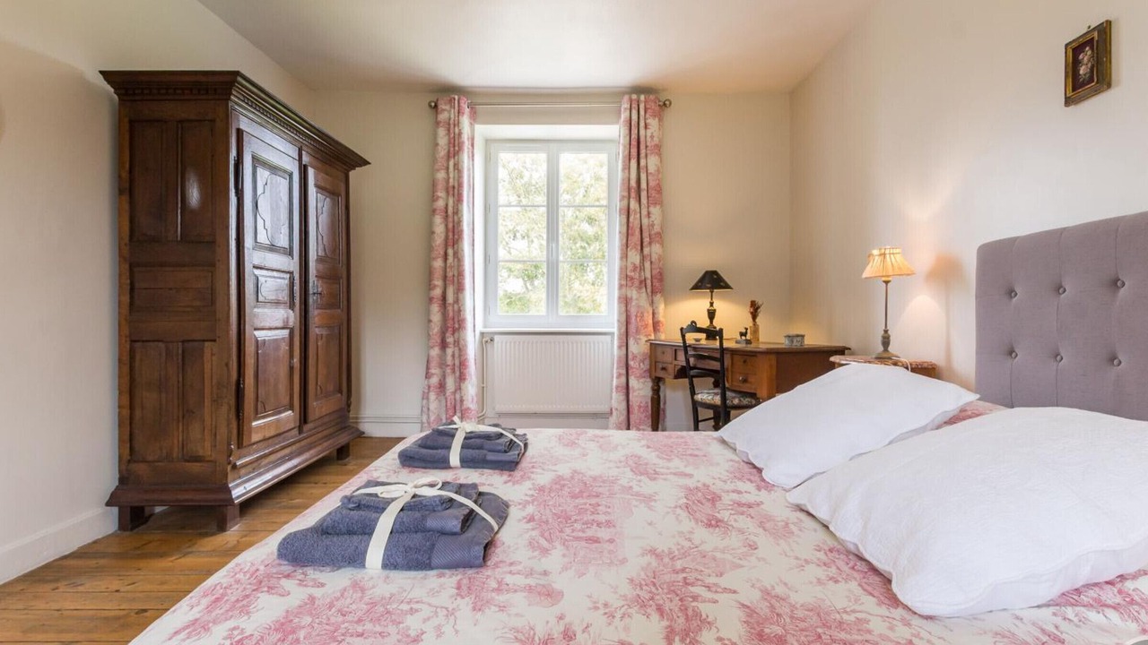 Photo of Bedroom in Sebeville