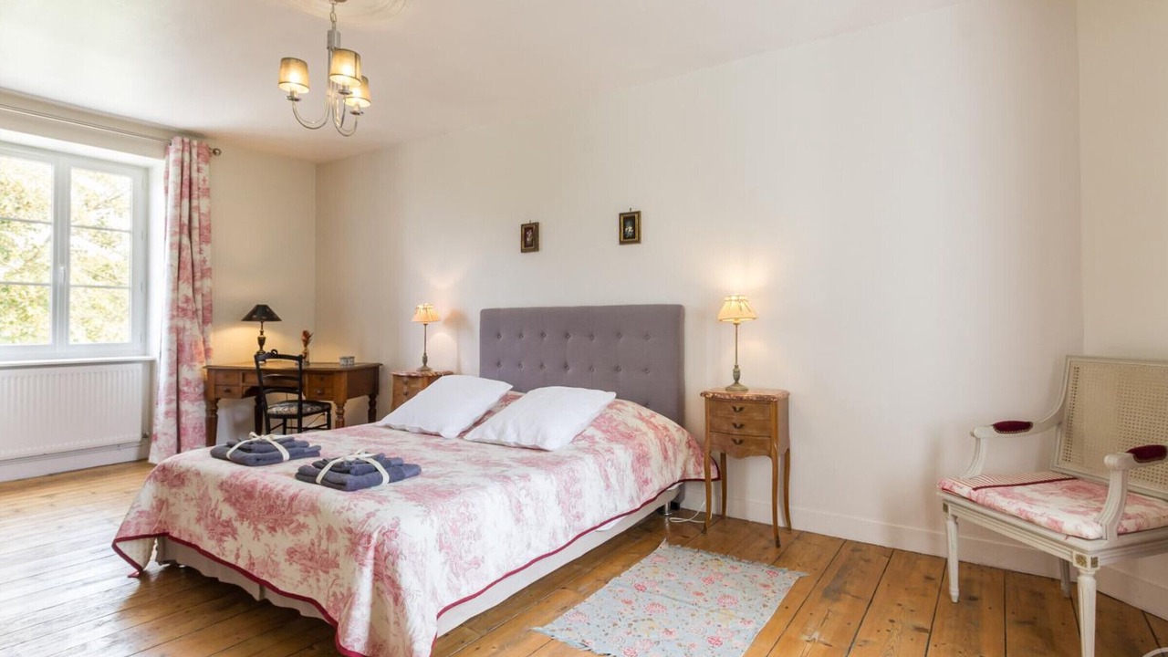 Photo of Bedroom in Sebeville