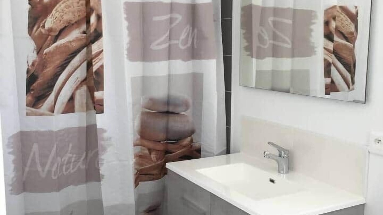 Photo of Bathroom in La Verrie