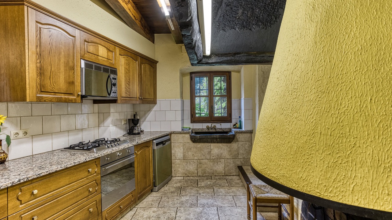 Photo of Kitchen in Camos