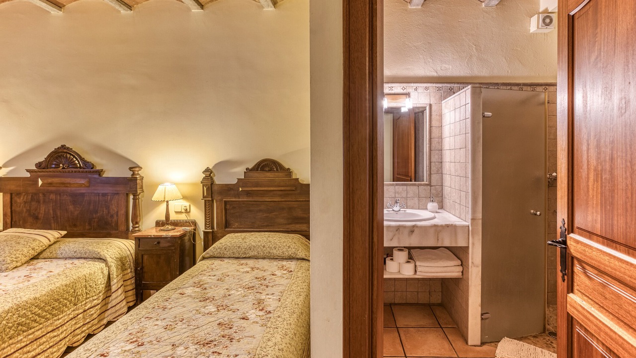 Photo of Bedroom in Camos