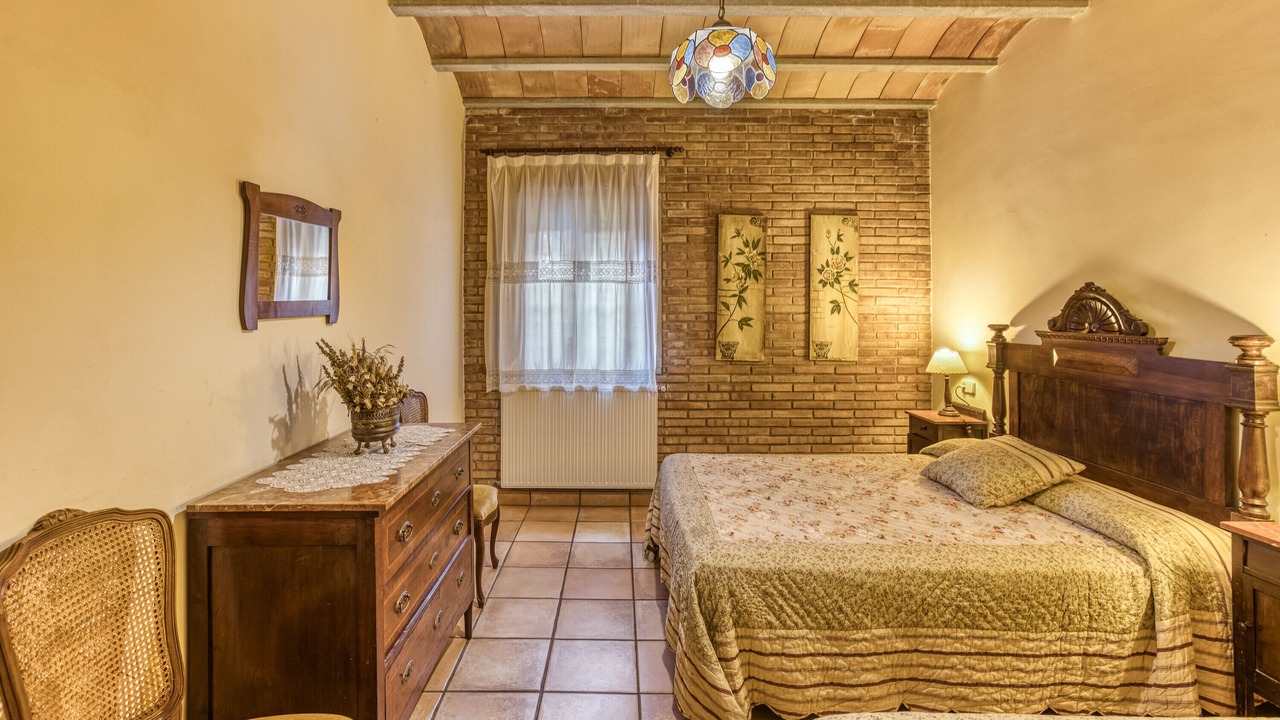 Photo of Bedroom in Camos